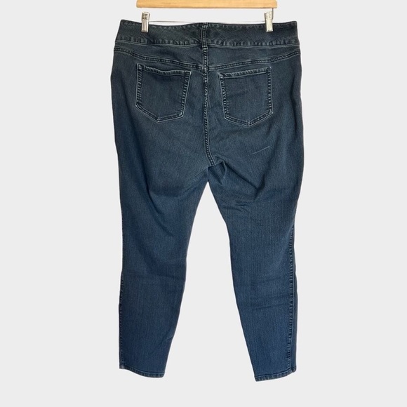 TORRID Jegging Super Skinny High-Rise Jeans - Picture 10 of 14